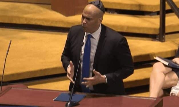 U.S. Senator Cory Booker speaks at Short Hills synagogue after returning from Israel