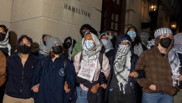 More than 25% of arrested Columbia protesters were not connected to the university, police say